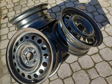 4 cerchi in ferro da 16