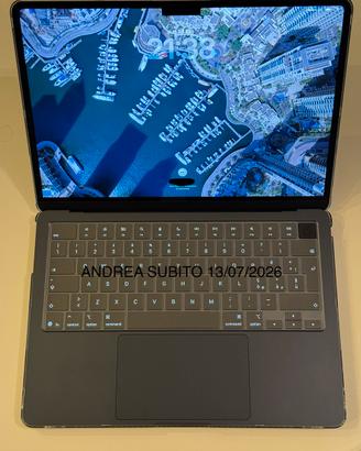 MacBook Air M4
