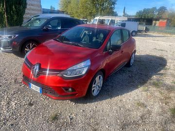 Renault Clio TCe 12V 90 CV GPL 5 porte Moschino In
