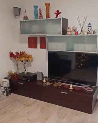 Mobili salotto soggiorno pedana e pensili
