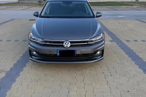 2019 Volkswagen Polo R-Line