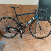 Bici da corsa BH Taglia M