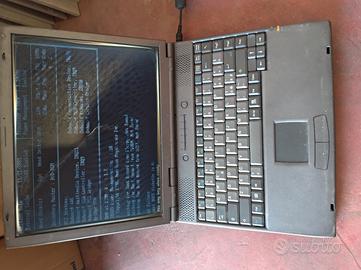 Notebook laptop portatile vintage