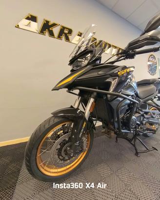 QJMOTOR SRT 900 SX - 904 CC DI PURO CARATTERE ADVE