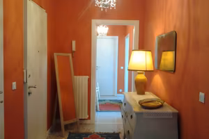 CAMERE A RHO SOLO DONNE da 550 TUTTO COMPRESO