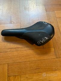 Sella gravel Fizik