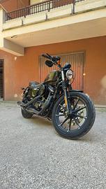 Harley XL 883 IRON
