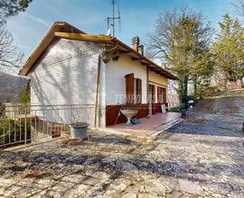 VILLA BIFAMILIARE CON GIARDINO, GARAGE IN ZONA PAN