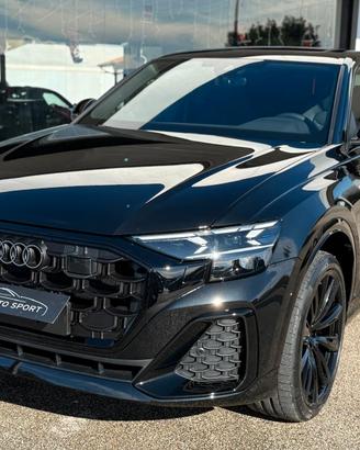 Audi Q8 TDI "FULL OPTIONAL" PRONTA CONS.