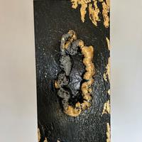 Quadro materico nero e oro astratto