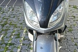 Scooter  Yamaha x 250