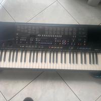 pianola yamaha psr-410