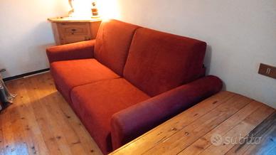 Divano letto matrimoniale