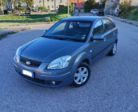 Kia Rio 5 porte 1.4