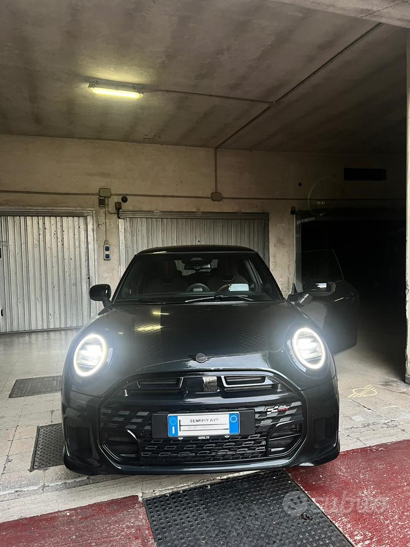 Mini Mini Cooper AE(J01)