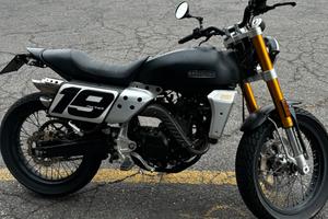 Fantic Caballero 250 Flat track