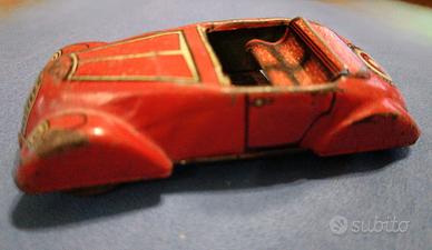 Macchinina in latta anni 60 made in Italy