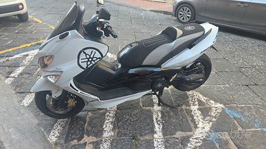 Tmax 500 anno 2006