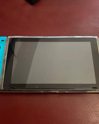 Nintendo Switch 2019 – Usata pochissimo – Scatola