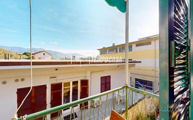 AMPIO E LUMINOSO 4 LOCALI CON DOPPIO BALCONE!