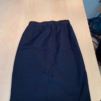 Bella ed elegante gonna blu in pura lana tg.44