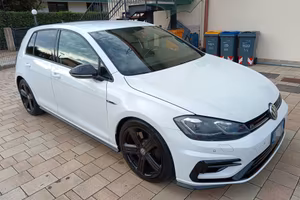 Volkswagen Golf R 2.0 TSI DSG 4MOTION 5p. BMT