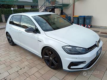 Volkswagen Golf R 2.0 TSI DSG 4MOTION 5p. BMT