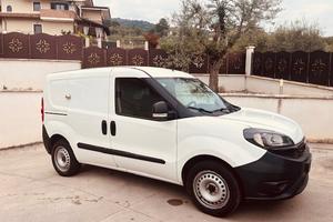 Fiat Doblo METANO 1.4 T.JET 120CV CLIMA CRUISE CAR