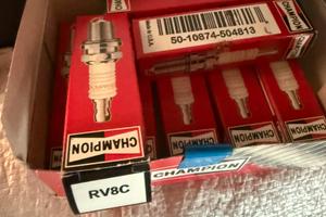 Candele Champion RV8C