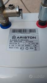 Scaldabagno Ariston 10 litri /1200 Watt
