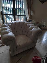 Divanoe e 2 poltrone  in stile Chesterfield