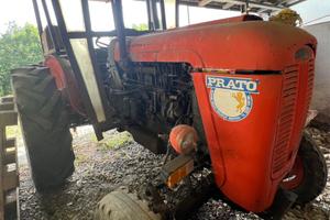 Trattore agricolo Prato