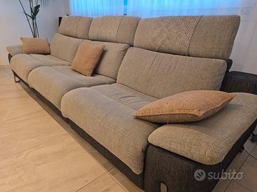 Divano relax con alzapiedi elettrico