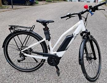 Bici elettrica Lapierre Overvolt Urban 6.4