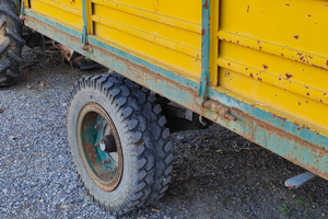 Carro agricolo pronto all uso con libretto e targa