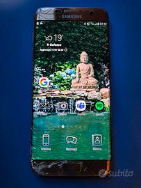 Samsung Galaxy S7 Edge con schermo rotto