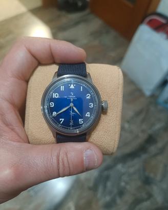 Yema flaygraf Titanio, Automatico.