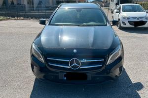 Mercedes-benz GLA X156 - 200 d