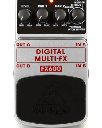 pedale chitarra o basso behringer fx600