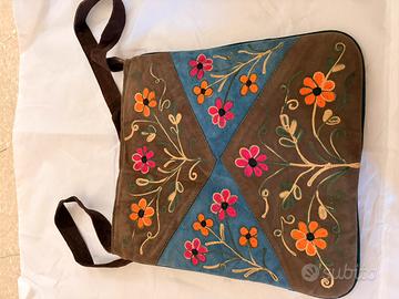 Borsa artigianale pelle