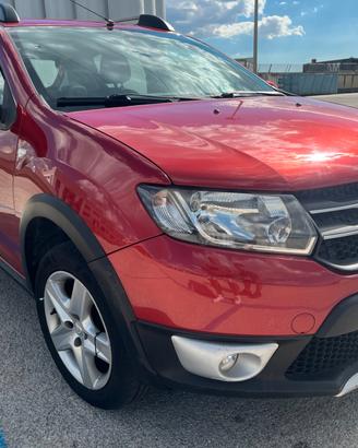 BELL A Sandero Stepway 1.5DCI 90CV Navi/Tauch/Usb