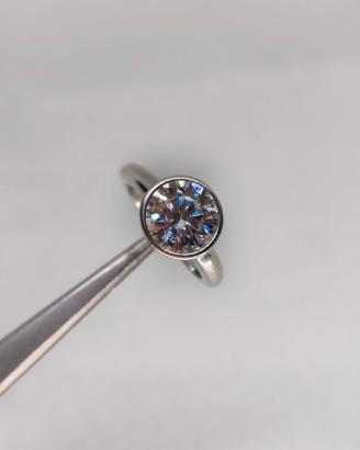 solitario in argento con moissanite 