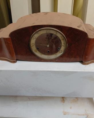 Orologio da tavolo d’epoca in legno – da restaurar