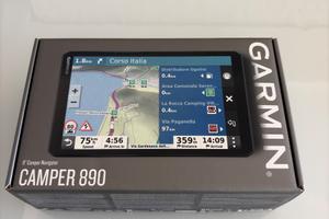 Navigatore "Garmin Camper 890"
