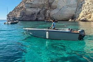 Barca Sonny Vega no patente motore 40cv nuovo