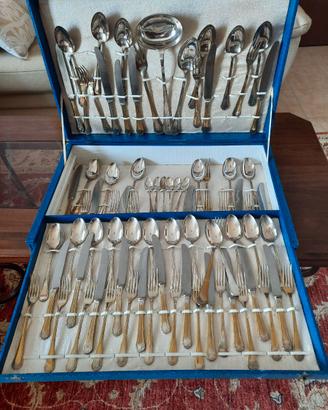 Servizio posate in argento 800