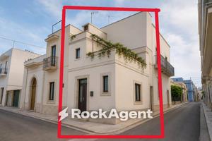 Appartamento di 104 m² con 4 locali a Cutrofiano