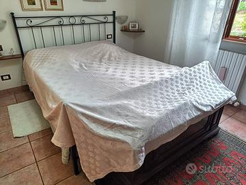 Copeiletto matrimoniale di raso