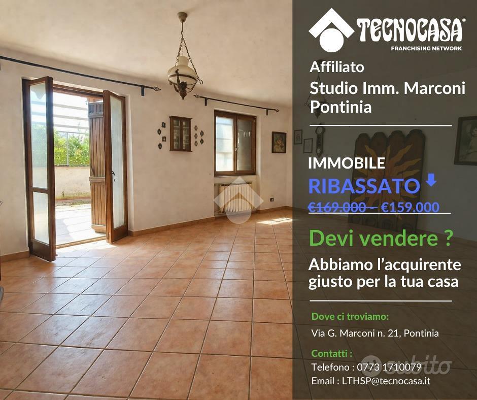 VILLA A SCHIERA A LATINA