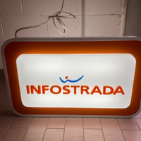 Insegna luminosa Infostrada